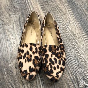 ✨LAST CHANCE!✨ Cheetah pointed toe flat
